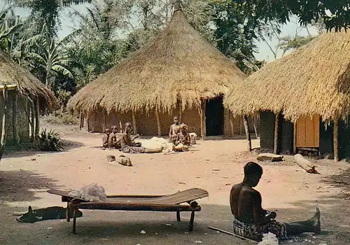 Afrika, African village ngl E4546