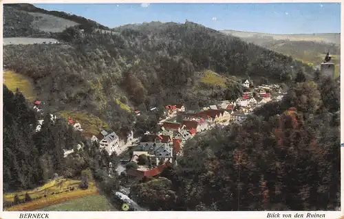 Bad Berneck im Fichtelgebirge - Blick von den Ruinen ngl 166.683