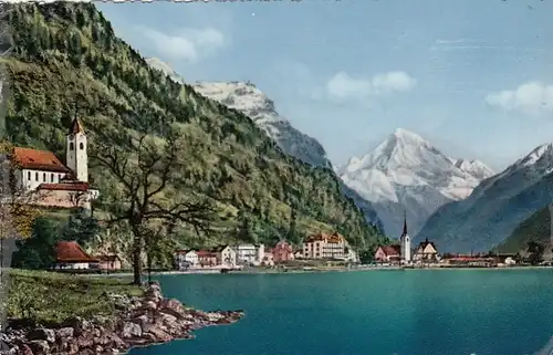 Flüelen am Vierwaldstättersee mit Bristenstock ngl E9021