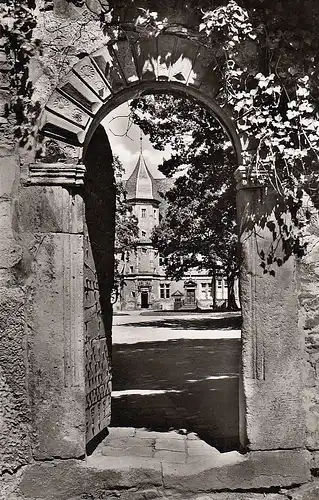 Barntrup, Lippe, Durchblick zum Kerssenbrockschen Schloss ngl E5031