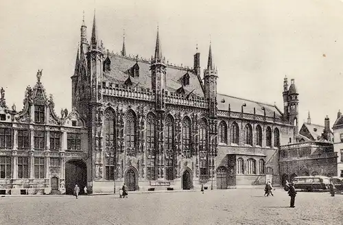 Brugge, Stadhuis en H Bloedkapel ngl E4979