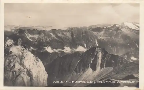 Blick von der Ahornspitze g. Reichenspitze u.Thorhelm im Zillertal ngl E5990