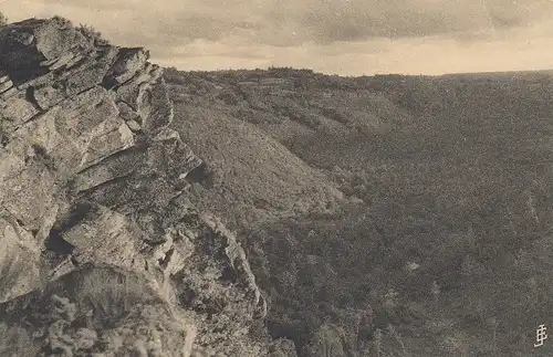 La Roche d'Oetre, profil humain ngl E5970