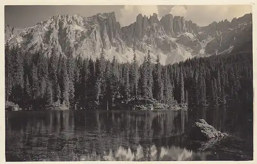 Dolomiti, Lago di Carezza con Latemar gl1927 E9096