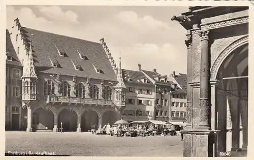 Freiburg i.Br., Kaufhaus mit Markttreiben gl1951 E6724