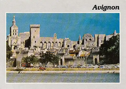 Avignon (Vaucluse) Les remparts ngl E6153