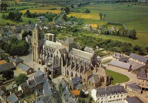 Dol-de-Bretagne (Ille-et-Vilaine) La Cathédrale et vue d'ensemble ngl E7820