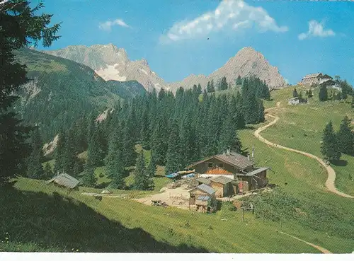 Kreuzalm und Kreuzeckhaus b.Garmisch mit Zugspitze und Waxensteinen ngl F2320