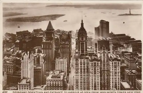 New York, Broadway down town and Entrance to harbour gl1928 E7046