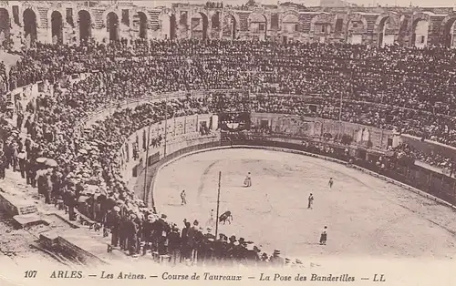 Arles (Bouches-du-Rhône), Les Arènes gl1927 F3072