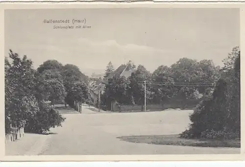 Ballenstedt, Harz, Schloßplatz mit Allee ngl E6970