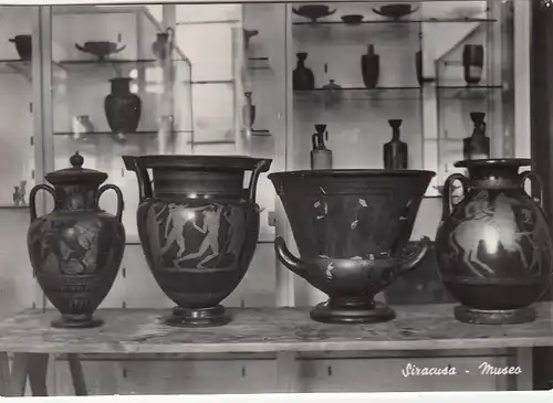 Siracusa, Museo, Vase ngl F3271