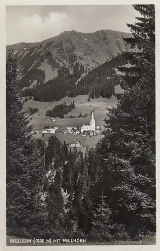 Riezlern Kleinwalsertal mit Fellhorn ngl F2741