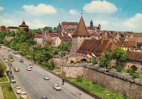 Nürnberg, Westtorgraben mit Blick zur Burg ngl F2876