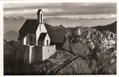 Wendelsteinkirchlein, Blick geg. Wilden Kaiser und Groß-Glockner ngl F2990