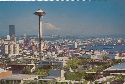 Space Needle and Mont Rainier near Seattle, Washington ngl F1759