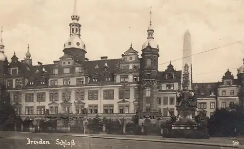Dresden, Schloß glum 1942? E8070