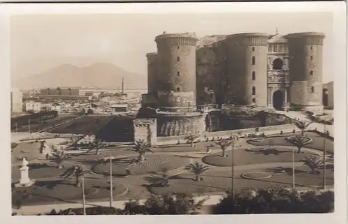 Napoli, Castell Nuovo, Maschio Angioino e Vesuvio ngl F1142