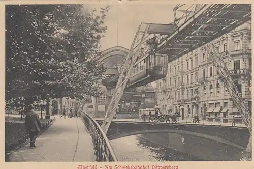 Elberfeld (Wuppertal), Am Schwebebahnhof Döppersberg ngl F1198