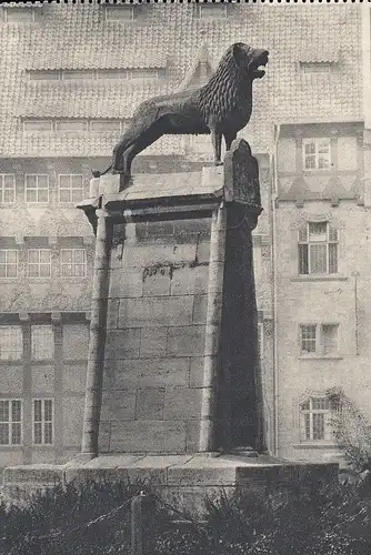 Braunschweig, Burgplatz, Loewe (Bronze) ngl F0810