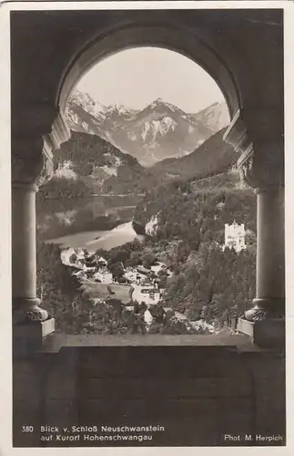 Blick vom Schloß Neuschwanstein auf Hohenschwangau ngl F1921