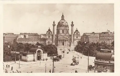 Wien, Karlsplatz mit Karlskirche ngl F3516