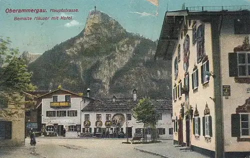 Oberammergau, Hauptstraße, bemalte Häuser mit Kofel gl1928 F0520