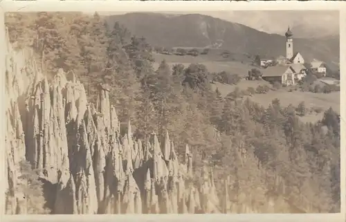 Südtirol: Erdpyramiden bei Bozen gl1942? F1535