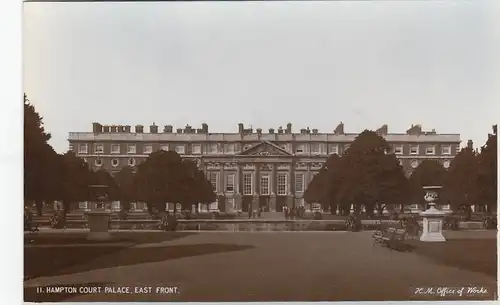 London, Hampton Court Palace, East Front ngl F1101