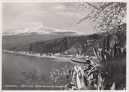 Taormina, L'Etna dal Giardino Conte Marzotto ngl F3570