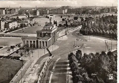 Berlin, Brandenburger Tor ist Grenzgebiet! ngl F7221