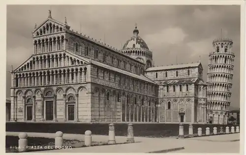Pisa, Piazza del Duomo ngl F1625