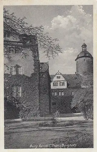 Burg Ranis in Thüringen, Burghof ngl F1092