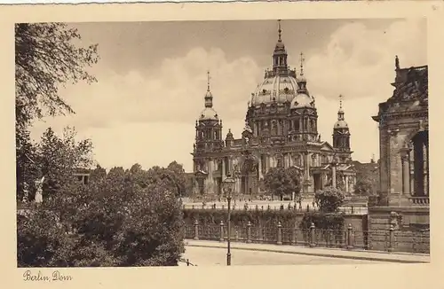 Berlin, Dom ngl F7043