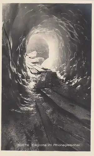 Eisgrotte im Rhonegletscher ngl F1716