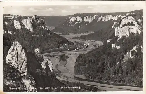 Oberes Donautal, Blick vom Eichsfeld auf Schloss Werenwag ngl F2246