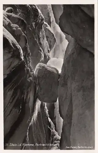 Partnachklamm bei Garmisch-Partenkirchen, Stein in der Klemme ngl F3653