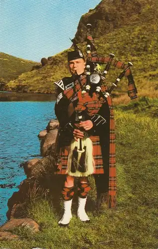 Sergeant Piper of the King's own Scottish Borderers gl1973? F4948