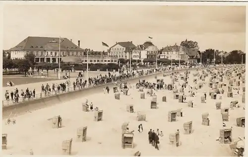 Ostseebad Travemünde, Strandpartie gl1929 F7905