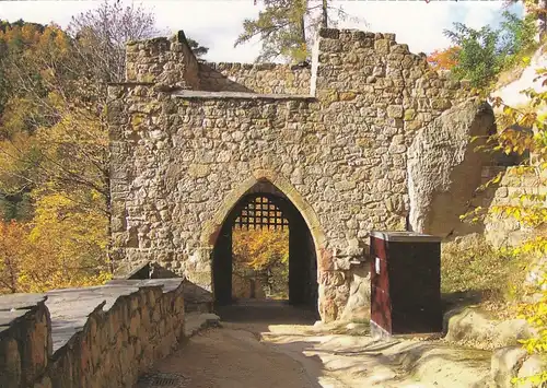 Oybin, Eingang zu Kloster und Burg ngl F2222