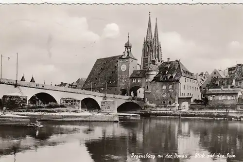 Regensburg - Steinerne Brücke mit Dom ngl F2662