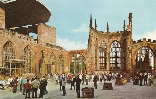 Coventry, The old Cathedral Ruins ngl F3306