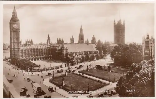 London, Parliament Square ngl F3968