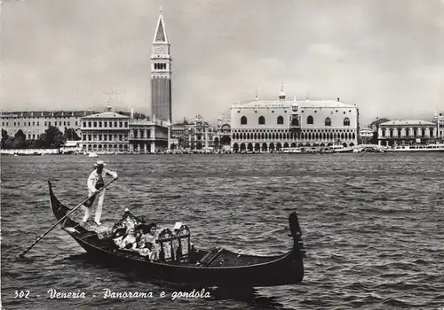 Venezia, Panorama et gondole gl1964 F4127