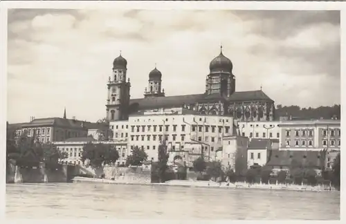 Passau, der Dom ngl F3675