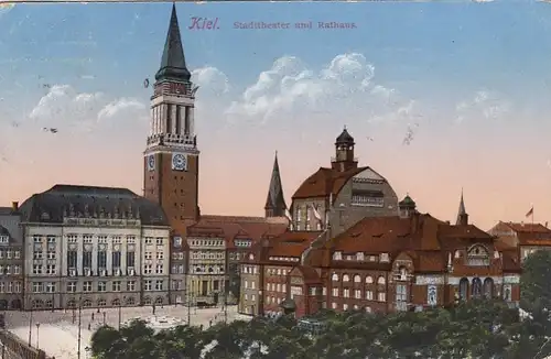 Kiel, Rathaus und Stadttheater gl1915 F7427