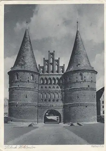 Lübeck, Holstentor gl1938 F7998