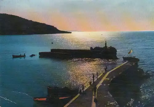 Peschici (Gargano), Tramonto sul il porticciolo glum 1960? F4426