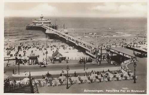 Scheveningen, Panorma Pier an Bloulevard ngl F4362