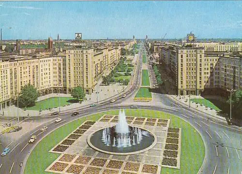 Berlin, Blick vom Strausberger Platz zur Karl-Marx-Allee ngl F6903